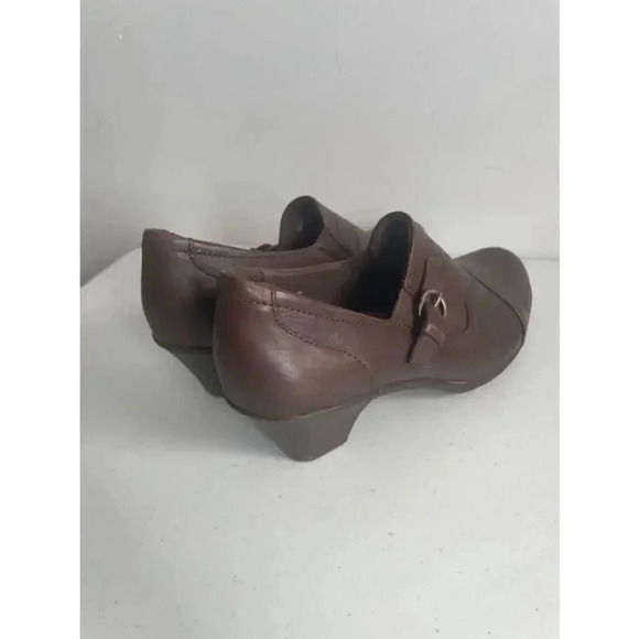 Women's Earth Origins Brown Leather Heels Clogs Size 8.5 M EUC! - Picture 2 of 9